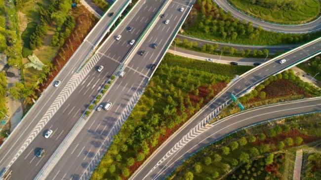 国庆中秋连休8天全国收费公路全部免费通行