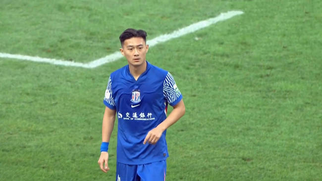 30岁韩国中锋比外援好用，申花输给江原替补不冤枉 亚冠轮换策略务实