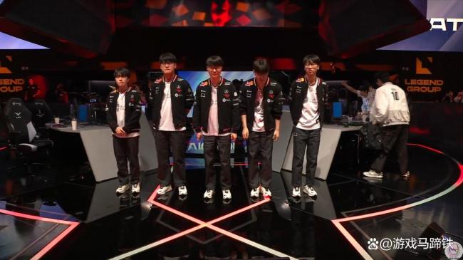 Faker对决ShowMaker海报 S15资格生死战