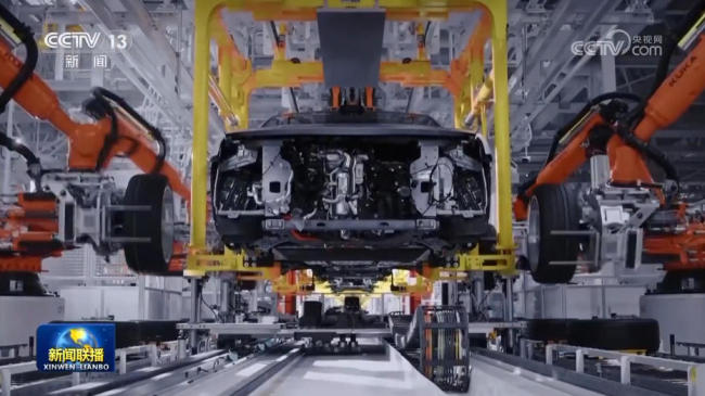 【新思想引领新征程·非凡“十四五”】从跟跑到领跑 中国新能源汽车迈上新台阶