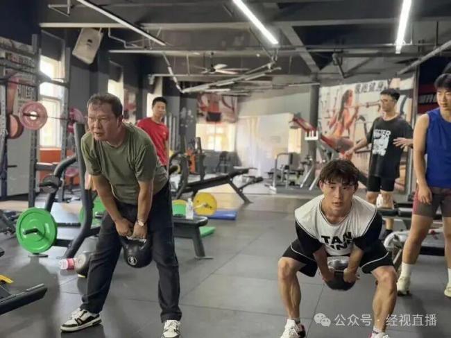 宁波一小区推出“减重抵物业费”