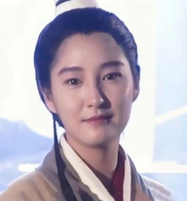 港媒曝60岁女演员雪梨近况，港媒“最美李莫愁”退隐生活令人唏嘘