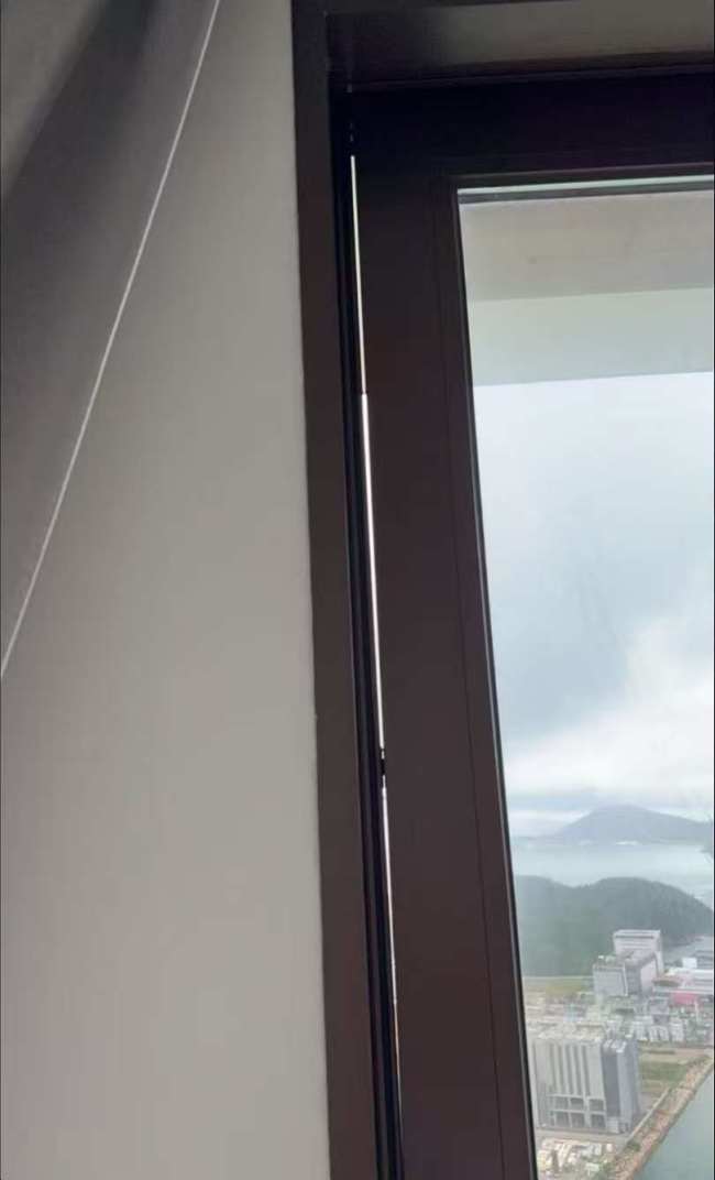 女生住60层以上遇台风 半夜被晃醒 网友助力平安度过