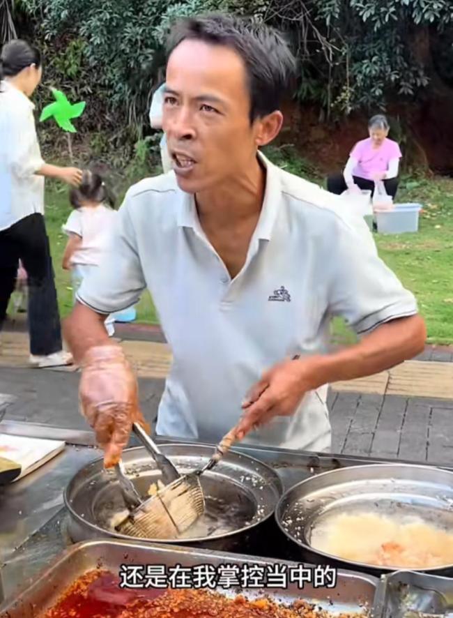景德镇“鸡排哥”为何能走红