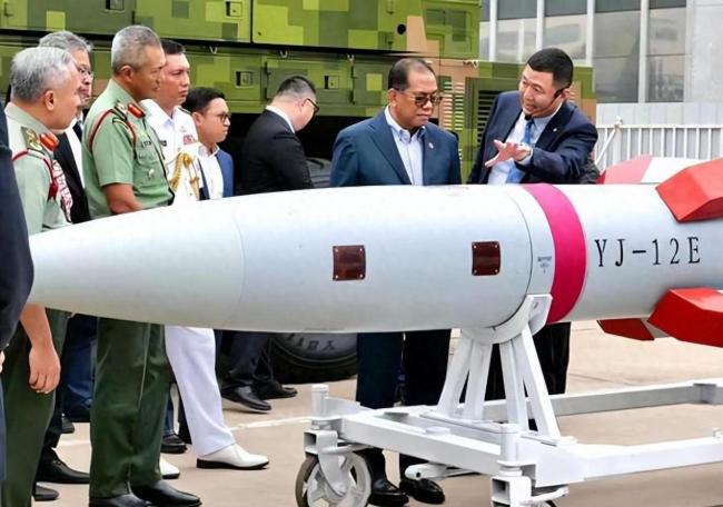 美国与委内瑞拉谁更怕擦枪走火 血腥冲突已开启