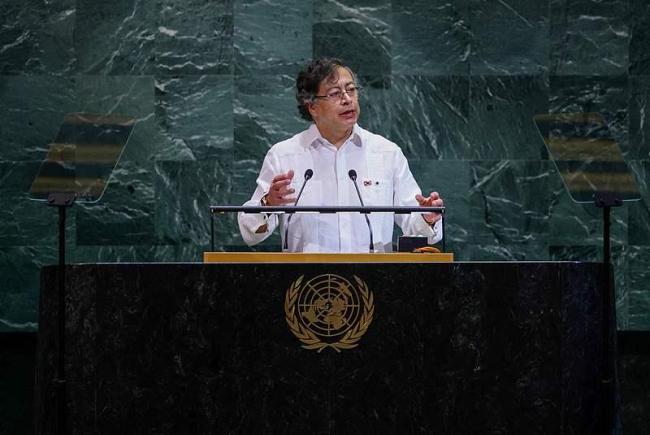 哥总统撤换驻华外交官：破坏两国关系