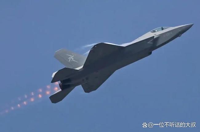 专家：歼-35隐身设计达世界一流水平