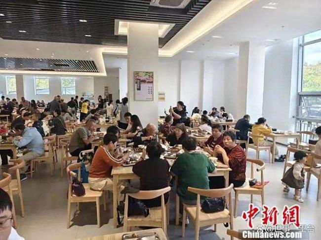 女子开100多公里体验顺德机关食堂