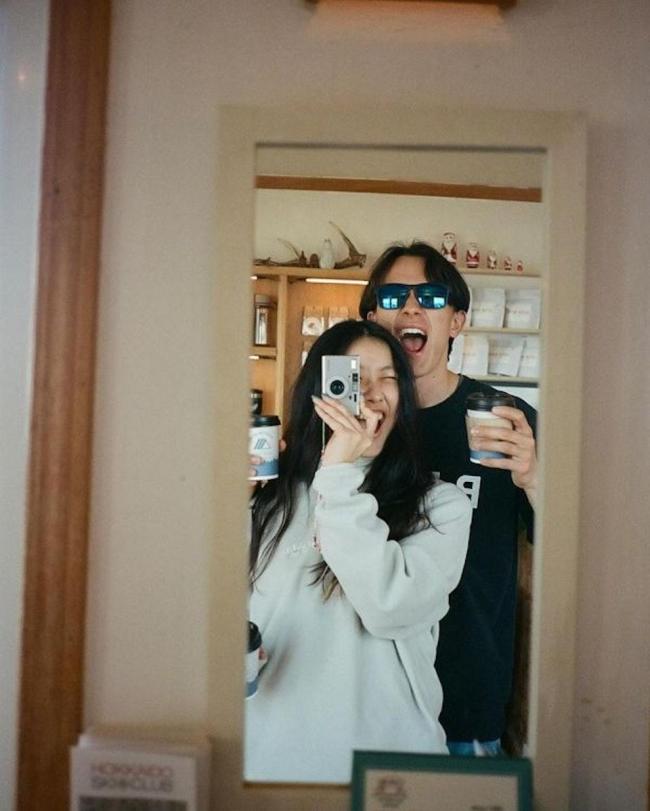 陈奕迅女儿与男友秀恩爱 生日高调放闪引发热议