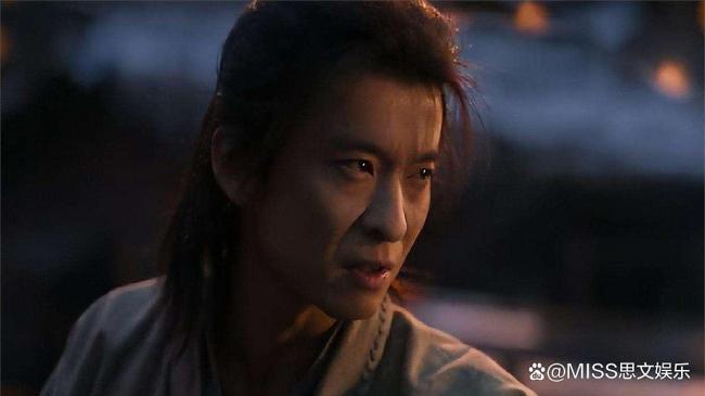 邓超在《刺杀小说家2》中演爽了 赤发鬼对味