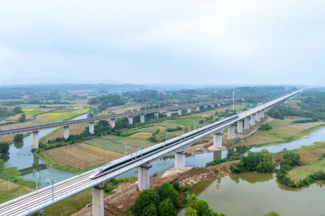 新线开通，凭高铁票享景区优惠！