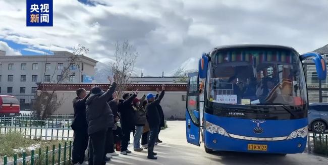 被困珠峰游客均已得到妥善安置 救援行动高效展开