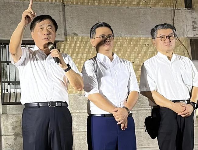 郝龙斌谈参选国民党主席 支持卢秀燕稳中台湾