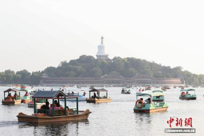 国庆中秋假期北京市属公园共接待游客461.23万人次