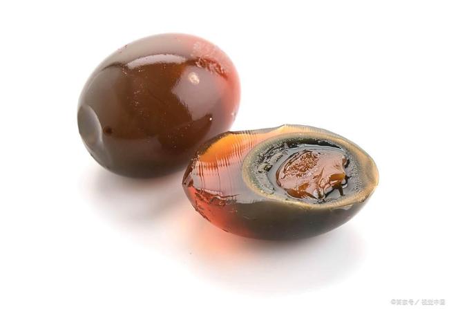 一家6口吃皮蛋4东说念主中毒 其中2东说念主危境作念血液透析