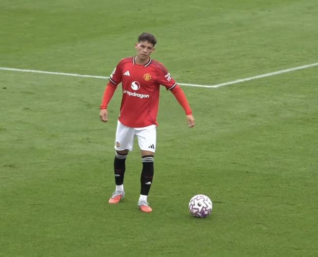 曼联阻止青训新福登过早首秀！担心重蹈青木覆辙，目前不适合登场 谨慎管理未来之星