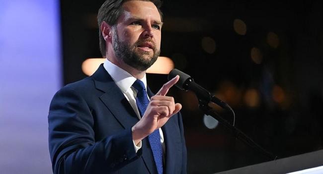 卢卡申科：美不会向乌交付战斧导弹 欧洲不愿背锅