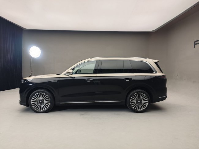 奇瑞风云T11预售价19.99万起 搭载鲲鹏CEM超级混动系统