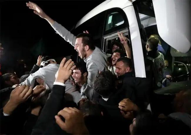 Ͱ˹̹ˣɫмǡɱ Ѫָʹע