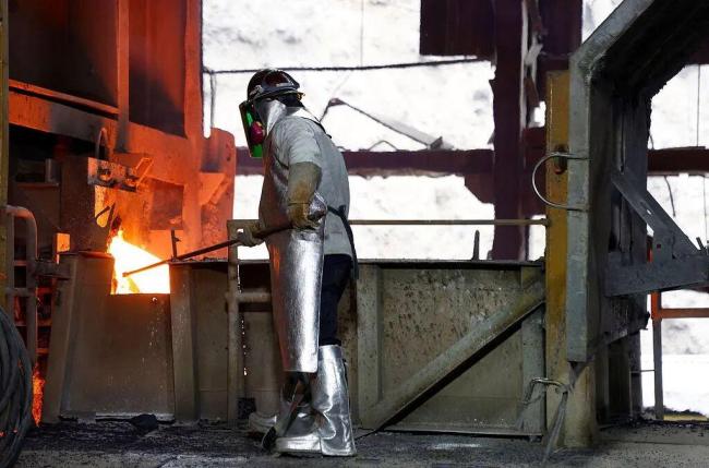 黄金白银涨价 新能源车面临成本压力 金属价格上涨冲击产业