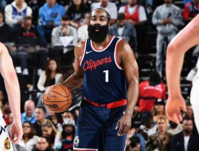 你如何看待哈登季前赛表现 传球秀再现辉煌