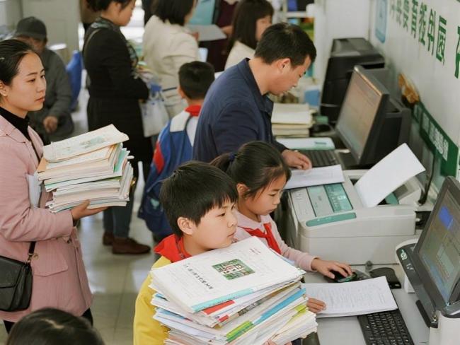打印纸取代教辅书莫让减负变增负