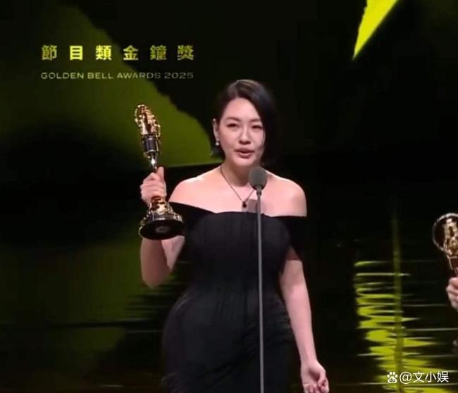 小S：姐你不在的人生真的很辛苦 情感告白触动全网