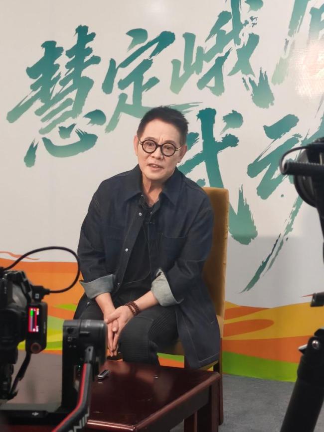 『李连杰』新身份：001号终身志愿者