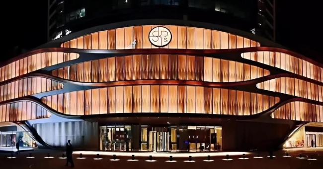 打折撤柜、连年亏损，又一31年老牌百货宣布闭店，曾年赚11亿 商场转型求生