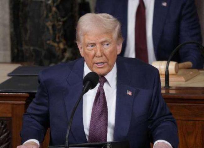 特朗普服软 贝森特下周与中方谈判 美国态度转变引发关注