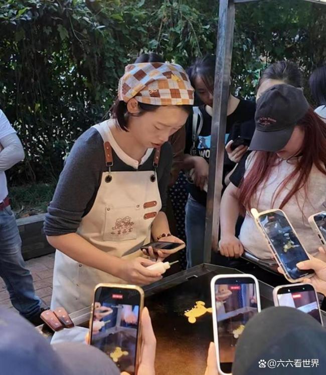 95后美术生成煎饼主理人 煎饼上的艺术创作