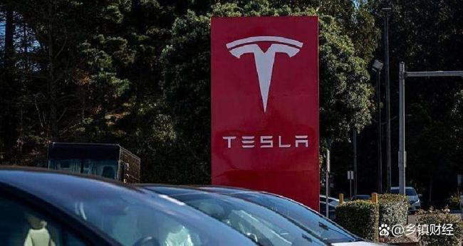 美国经济表面繁荣背后有何隐忧 亮丽GDP难掩深层危机