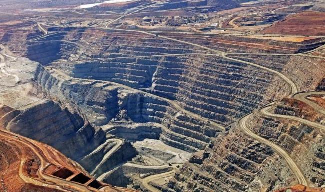 特朗普口风180度转变为哪般 现实压力下的妥协