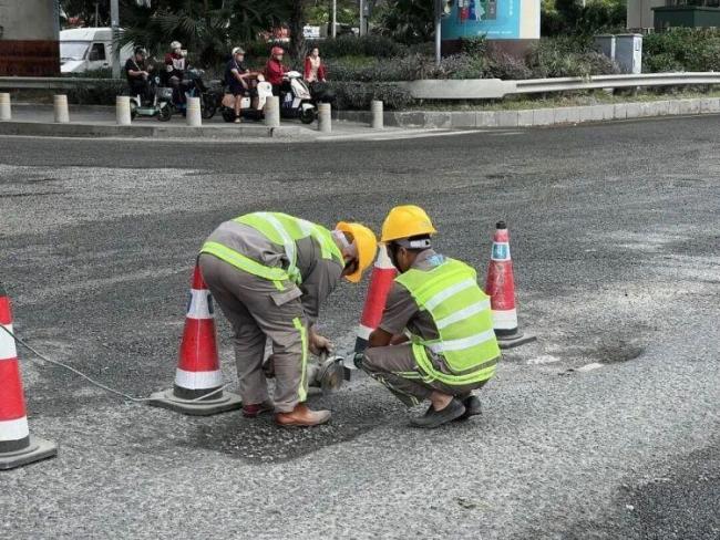 你如何看深圳“卷尺哥”指哪修哪 市民与政府的“双向奔赴”
