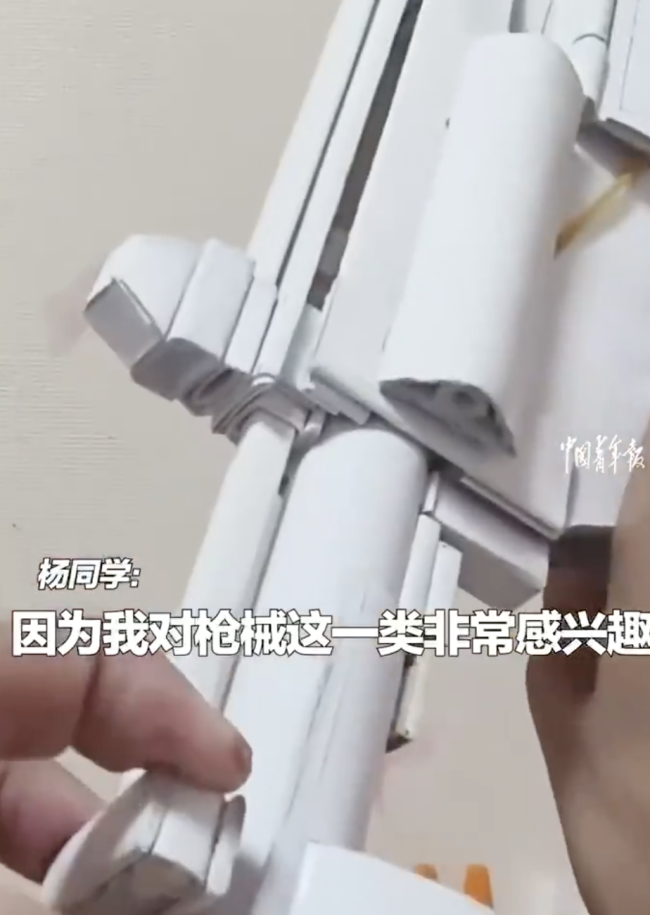 高中生用A4纸手搓多款步枪纸模