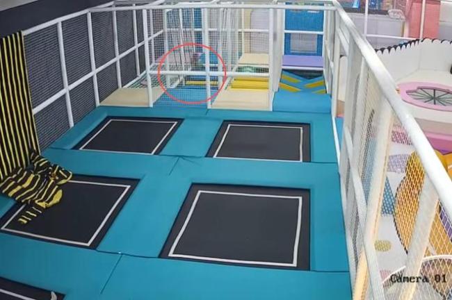 店家回应男童喝珍珠奶茶窒息身亡 家长索赔引发争议