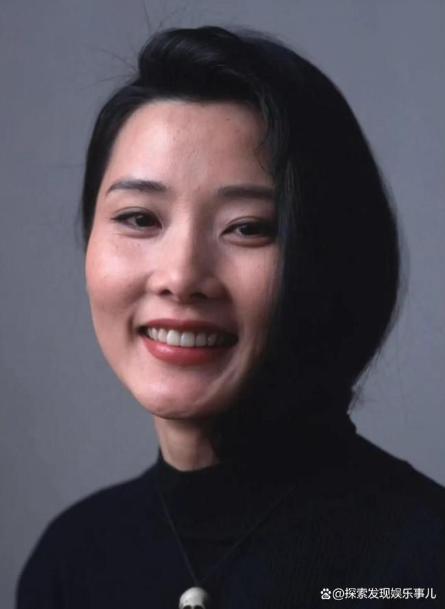 何赛飞真人秀综艺首秀 真性情引发热议