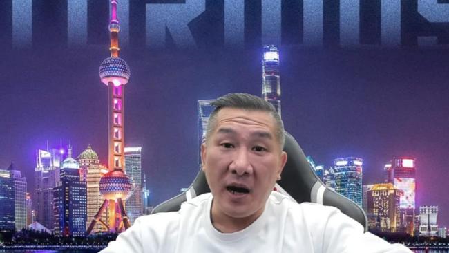 台网红“馆长”启程来京 有人喊加油 流量与真实碰撞