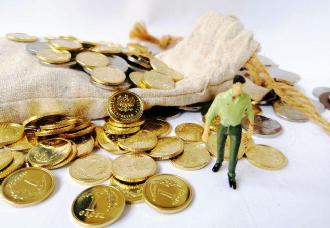 黃金妖股式崩盤 技術(shù)性回調(diào)警報(bào)拉響