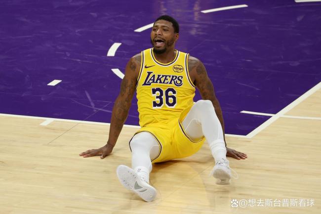 东契奇缺阵 湖人险胜国王 里夫斯51分闪耀