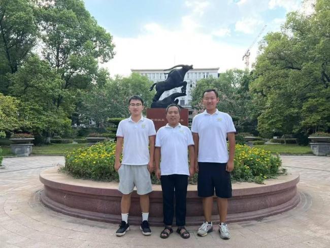 高?？蒲懈探?天售罄2.5萬斤 網(wǎng)友搶購熱情高漲