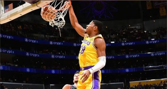 湖人战胜国王 季前赛悬念迭起