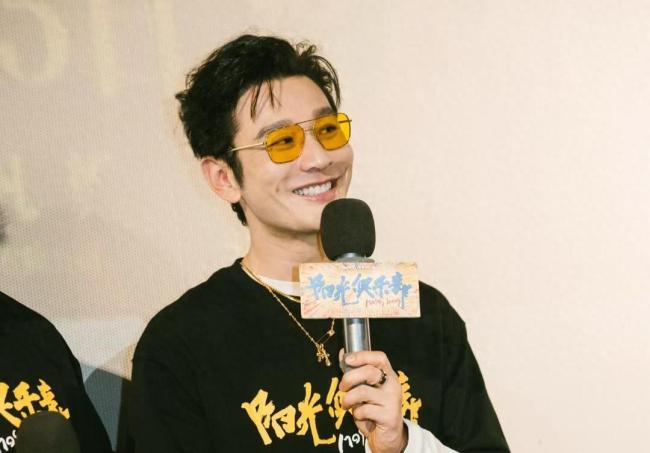 黄晓明：长得好看转型是很难的一件事 从偶像到实力派的蜕变