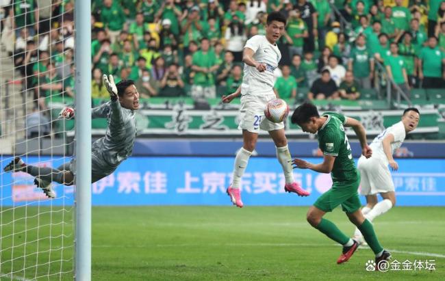 国安防线怎么了?解围踢空送大礼 后点严重漏人,海牛轻松破门反超 防守体系彻底崩塌