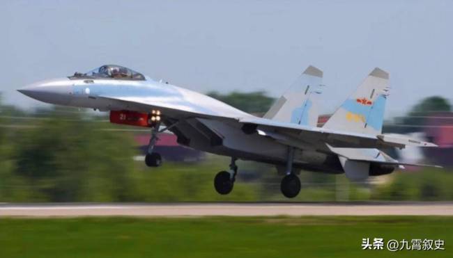 解放军斩首行动演训：轰-6K贴近台岛 实战化演练信号强