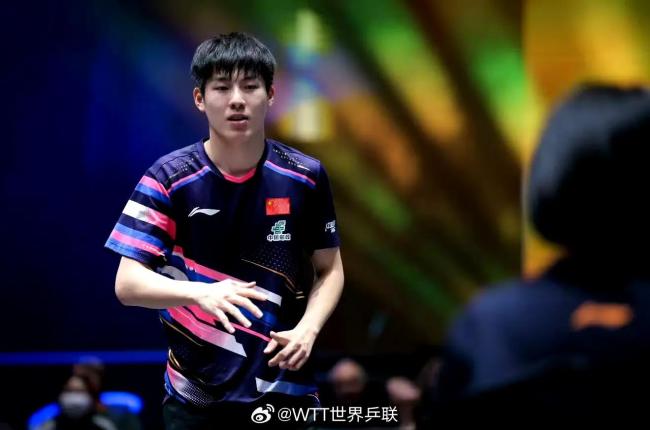 國(guó)乒第一帥首輪游 打球?qū)嵙Ρ纫簧砗闷つ也钐h(yuǎn)