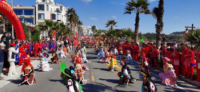 妈祖金身绕境巡安湄洲岛 两岸共襄盛举