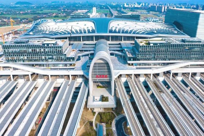 未来感十足!网友:这个车站“太科幻”!