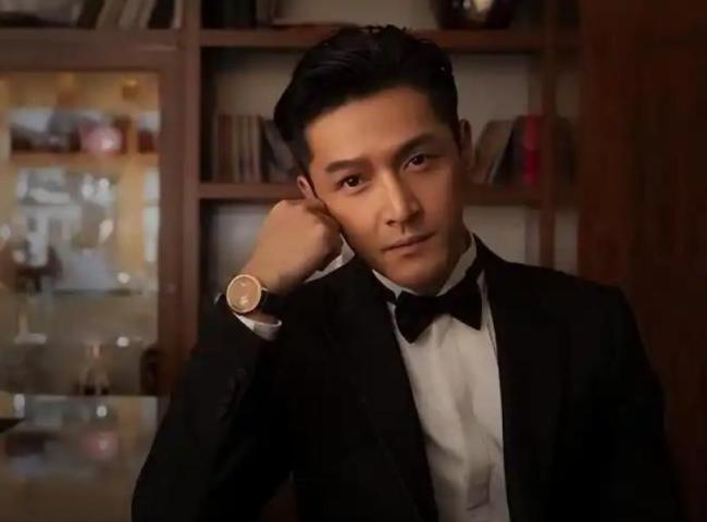 胡歌在西藏有了新身份，被授予“西藏国际传播