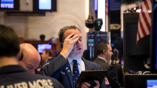 美股黄金齐跳水 美联储降息预期生变